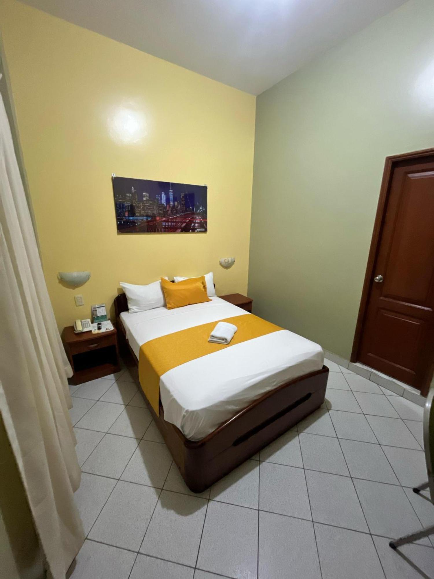 Hotel Boca Raton Tarapoto Extérieur photo